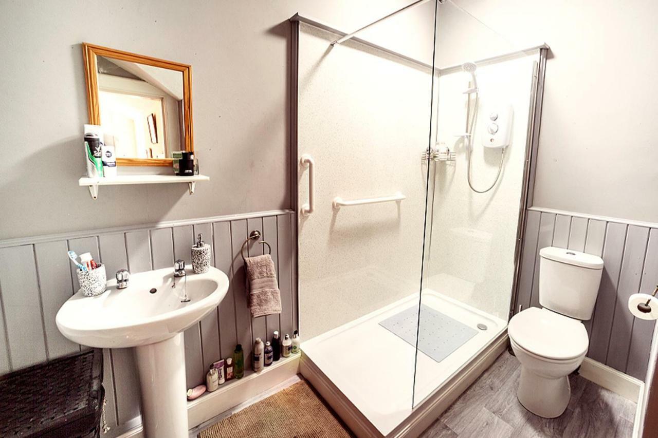 Butler'S Apartment. Flat 5, Dalmore House, Helensburgh, Scotland G84 8Jp Exteriér fotografie